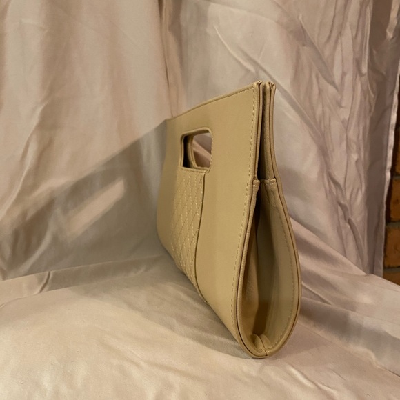 Hand purse - Picture 2 of 3